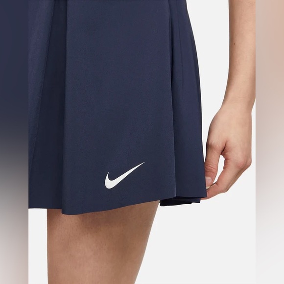 NIKE Dri-Fit Advantage Womens Golf Skirt - Picture 2 of 16